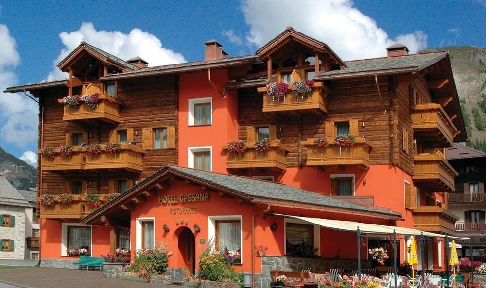 Hotel Ristorante Cassana 리비뇨 외부 사진