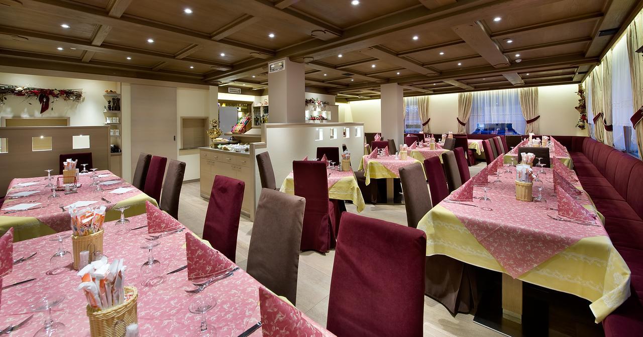 Hotel Ristorante Cassana 리비뇨 외부 사진