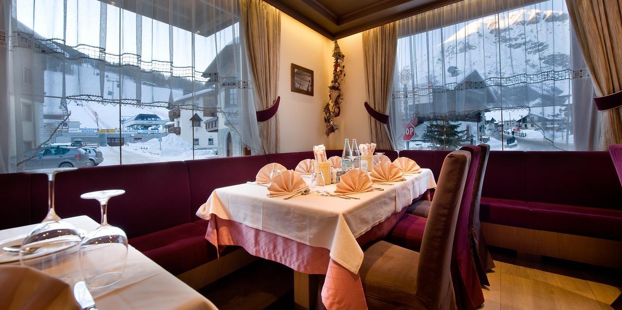 Hotel Ristorante Cassana 리비뇨 외부 사진