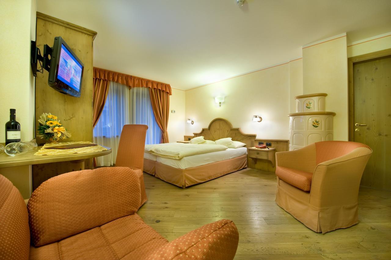 Hotel Ristorante Cassana 리비뇨 외부 사진