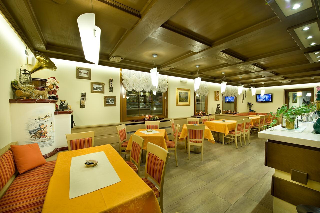 Hotel Ristorante Cassana 리비뇨 외부 사진